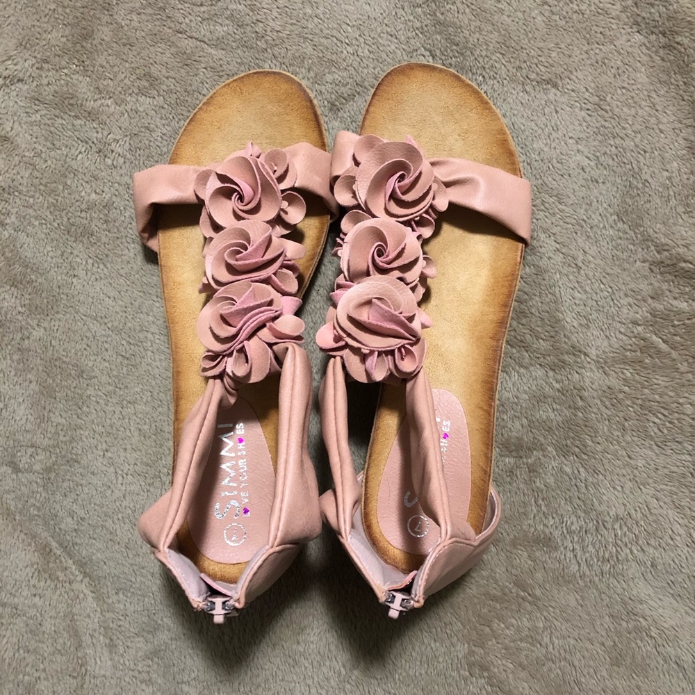NWOT Sammi Blush Rosette T-Strap Wedge Sandal